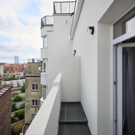 Berthelot 5 Apartment